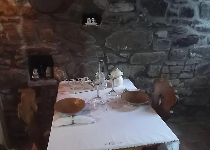 Oda ve Kahvaltı Il Borgo Del Ventasso *